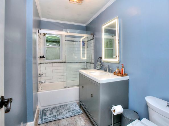 43 Burr Farms Road, Westport CT 06880