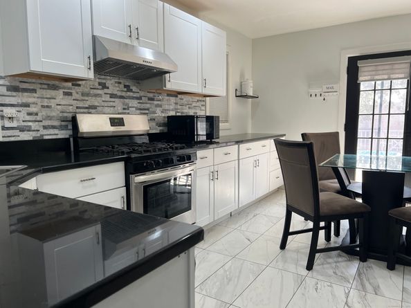 39 Moffitt Street, Bridgeport CT 06606