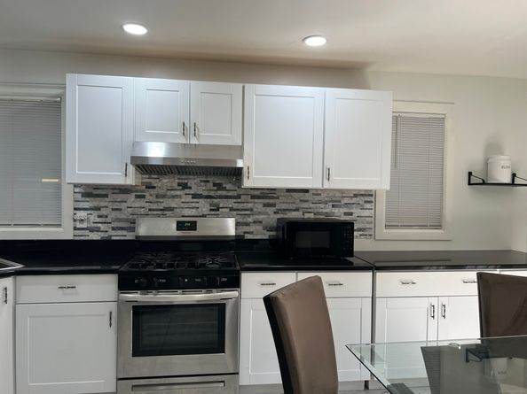 39 Moffitt Street, Bridgeport CT 06606