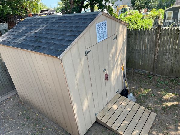 39 Moffitt Street, Bridgeport CT 06606