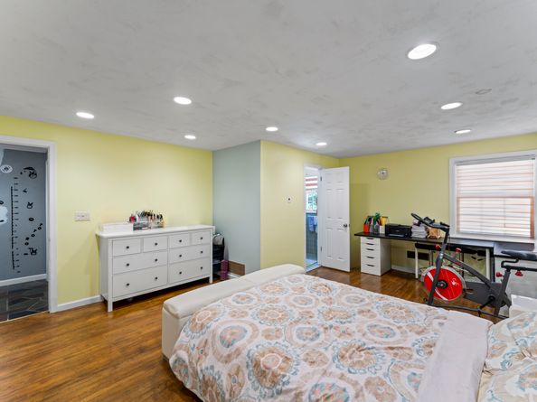 125 Buck Hill Road, Easton CT 06612