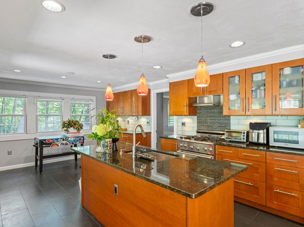 125 Buck Hill Road, Easton CT 06612