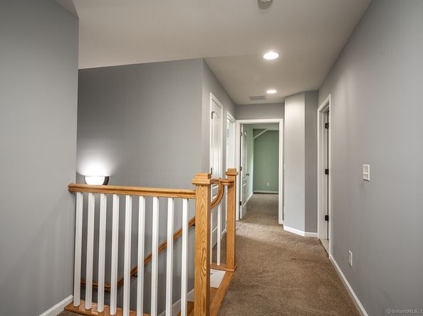 18 Penny Lane 18, Bethel CT 06801