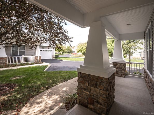18 Penny Lane 18, Bethel CT 06801