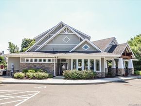 18 Penny Lane 18, Bethel CT 06801
