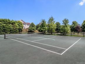 18 Penny Lane 18, Bethel CT 06801