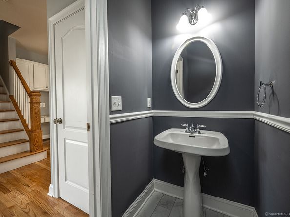 18 Penny Lane 18, Bethel CT 06801