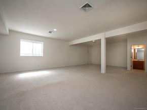 18 Penny Lane 18, Bethel CT 06801