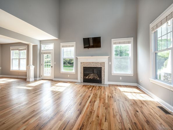 18 Penny Lane 18, Bethel CT 06801