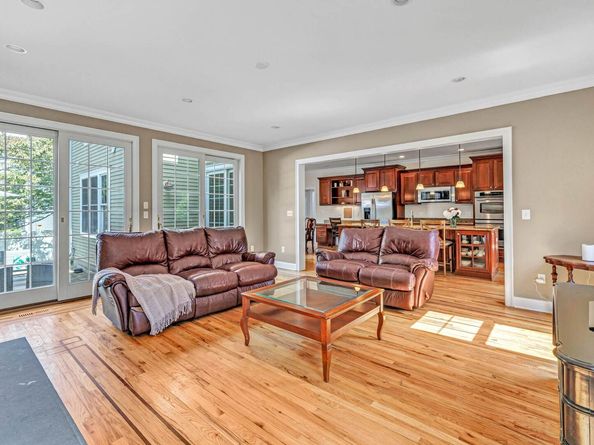327 Lucille Street, Fairfield CT 06825