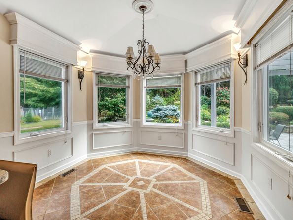 6 Daybreak Lane, Shelton CT 06484