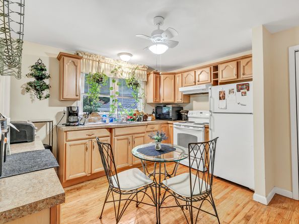 6 Daybreak Lane, Shelton CT 06484