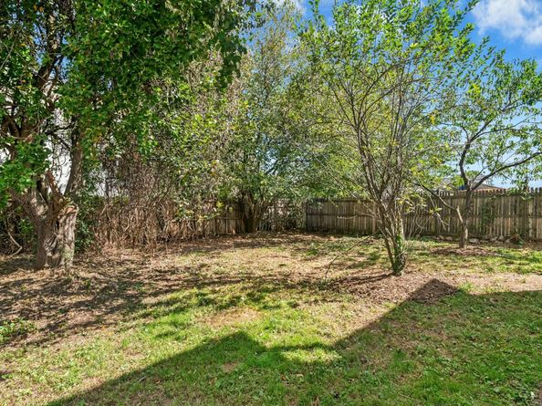 354 Beechmont Avenue, Bridgeport CT 06606