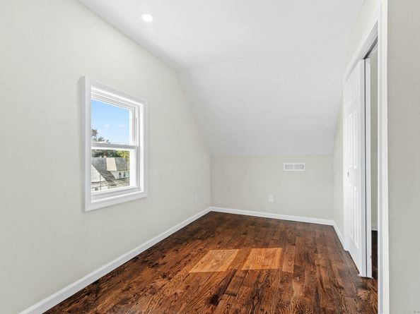 354 Beechmont Avenue, Bridgeport CT 06606