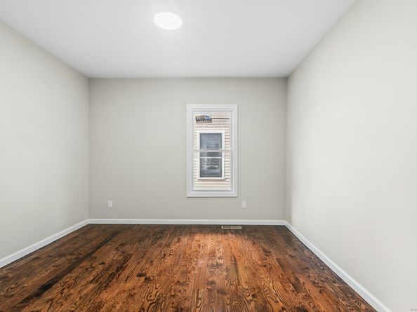 354 Beechmont Avenue, Bridgeport CT 06606