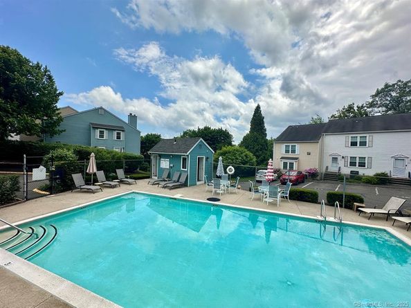 55 Mill Plain Road 3217, Danbury CT 06811