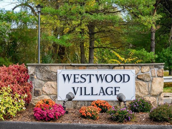 55 Mill Plain Road 3217, Danbury CT 06811