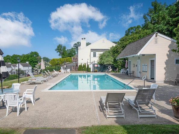 55 Mill Plain Road 3217, Danbury CT 06811