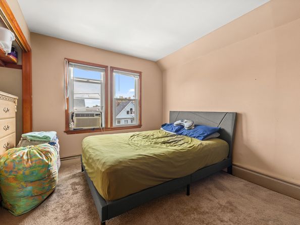 73 Pixlee Place, Bridgeport CT 06610