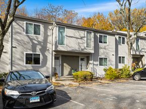 48 Randall Avenue APT 3, Stamford CT 06905