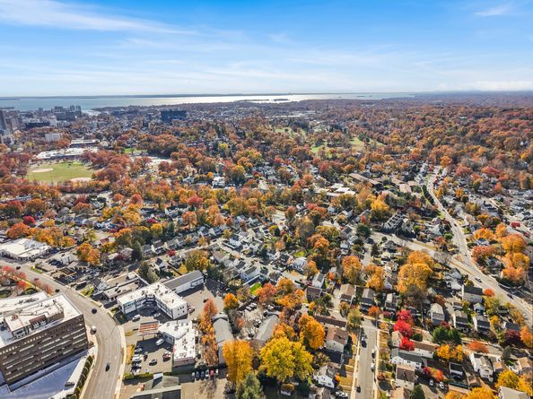 48 Randall Avenue APT 3, Stamford CT 06905