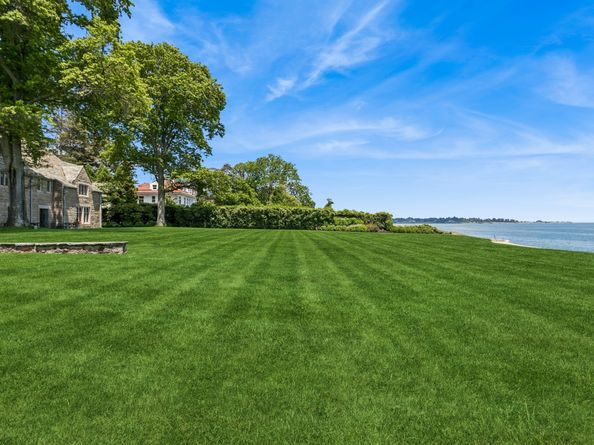 Undisclosed Address #24130997, Westport CT 06880