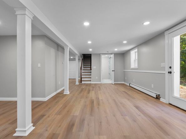 3 Horseshoe Drive, Danbury CT 06811