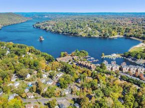 3 Horseshoe Drive, Danbury CT 06811