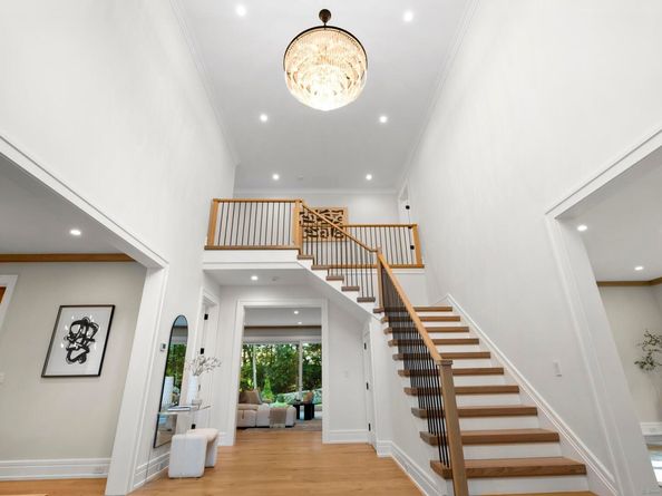 72 Old Kings Highway S, Darien CT 06820