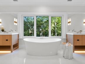 72 Old Kings Highway S, Darien CT 06820