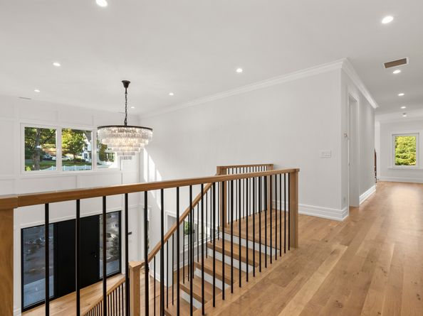 72 Old Kings Highway S, Darien CT 06820