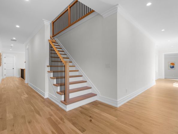 72 Old Kings Highway S, Darien CT 06820