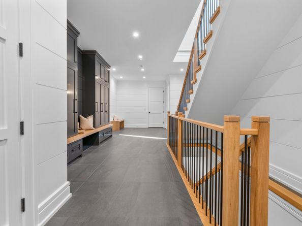 72 Old Kings Highway S, Darien CT 06820