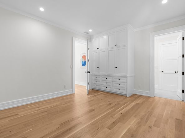 72 Old Kings Highway S, Darien CT 06820