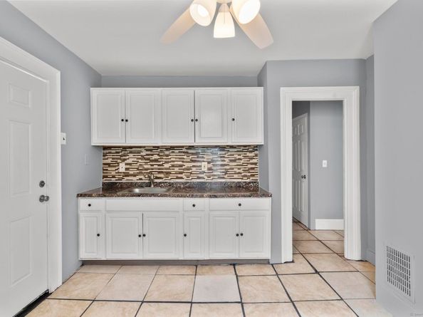 39 Jane Street, Bridgeport CT 06608