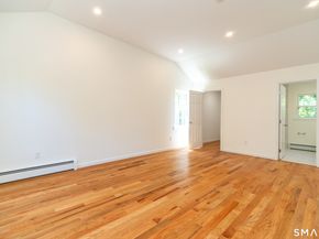 1425 James Farm Road, Stratford CT 06614