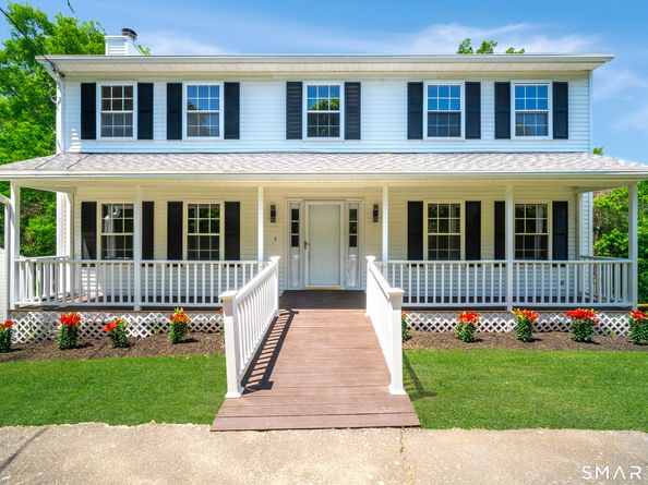 1425 James Farm Road, Stratford CT 06614