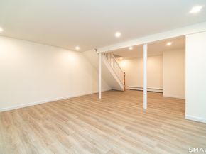 1425 James Farm Road, Stratford CT 06614