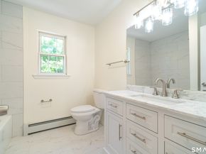1425 James Farm Road, Stratford CT 06614