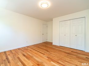 1425 James Farm Road, Stratford CT 06614