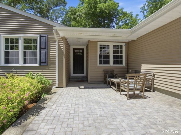 41 Hemlock Trail, Trumbull CT 06611