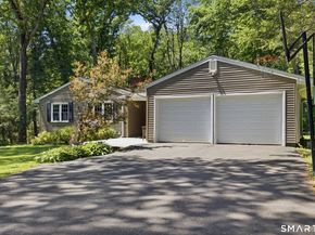 41 Hemlock Trail, Trumbull CT 06611