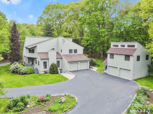 7 White Oak Lane, Weston CT 06883