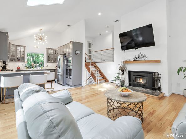 110 Bart Road, Monroe CT 06468