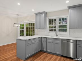 3845 Park Avenue 18, Fairfield CT 06825