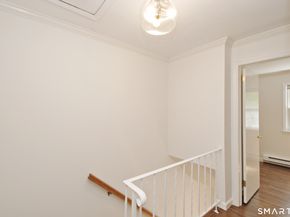 33 E Hills Drive 33, New Canaan CT 06840