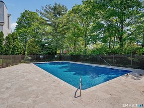 89 Harbor Drive 206, Stamford CT 06902