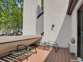 89 Harbor Drive 206, Stamford CT 06902