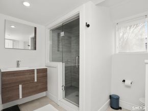 6 Meadowbank Road, Greenwich CT 06870
