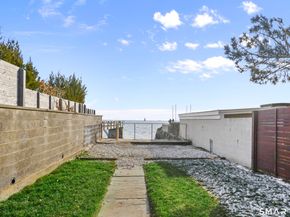 6 Meadowbank Road, Greenwich CT 06870